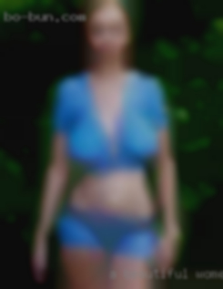 A beautiful women lady with a man near Goldsboro.